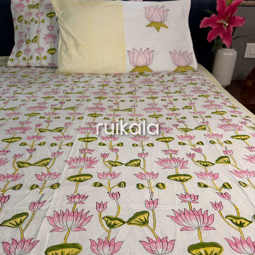 Lotus Blossom Bedsheet