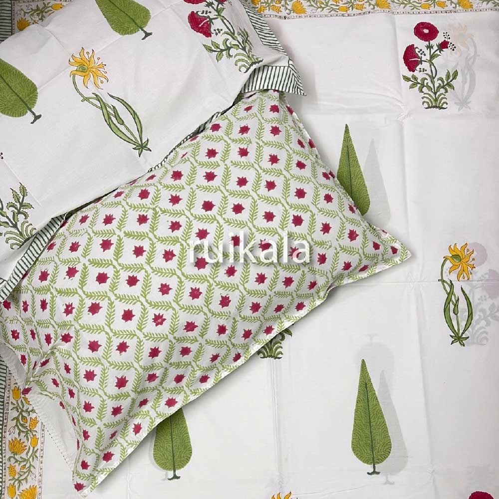 Botanical Breeze Bedsheet