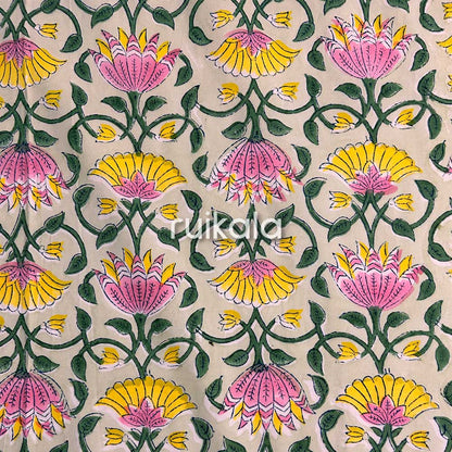 Pastel Garden Bloom Bedsheet
