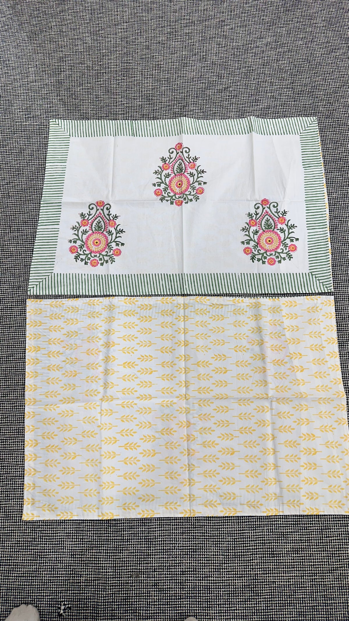 Gulrang Bedsheet